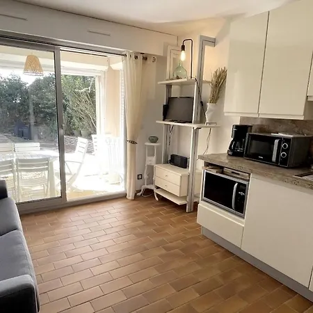 Apartmán Appt 27m2 - Parking - Clim - Piscine - A 100m Roquebrune-sur Argens